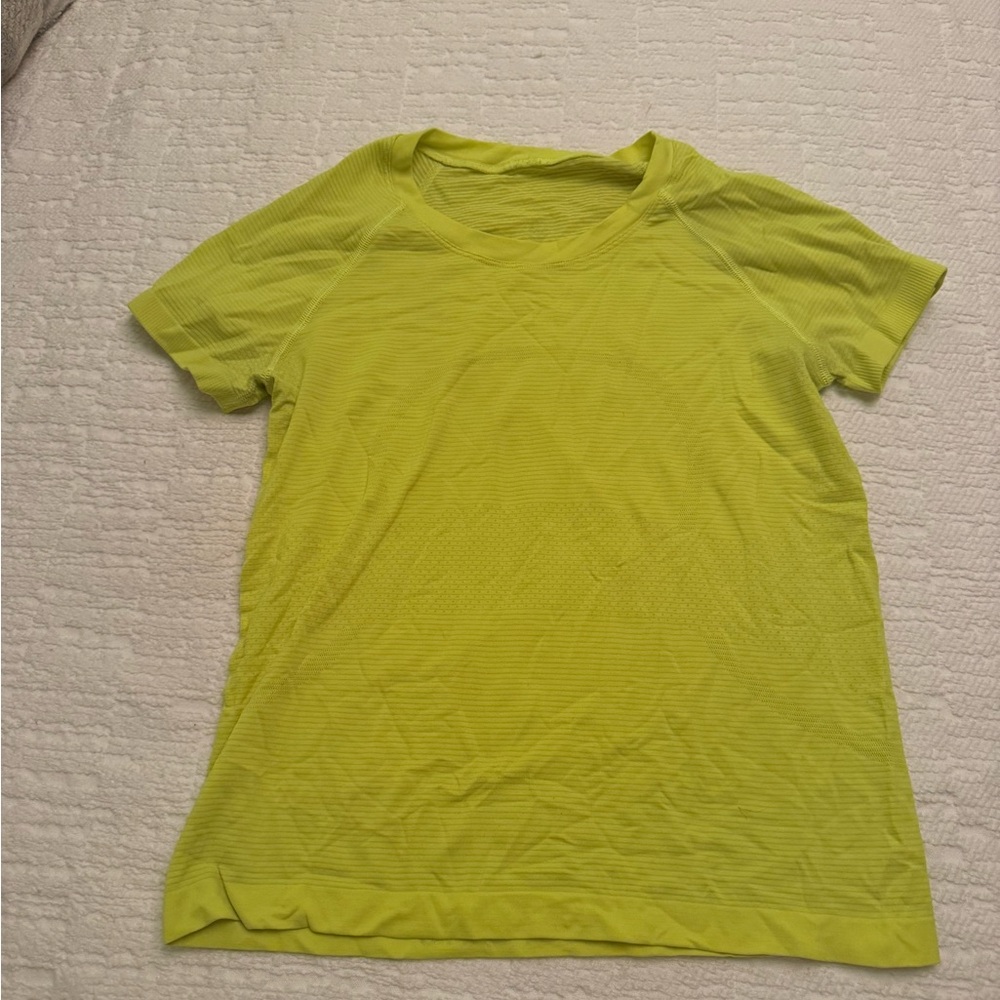 SUCH A CUTE YELLOW LULU TANK SIZE 6!